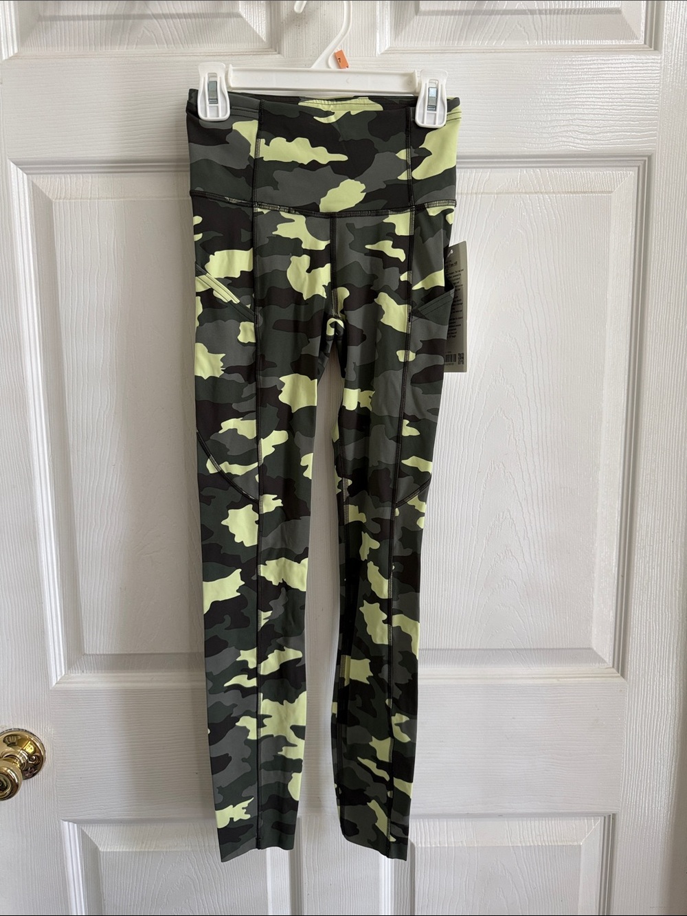 NWT lululemon athletica Fast and Free HR Tights 25”
